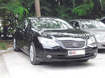 Xử lý 500 xe biển số nước ngoài