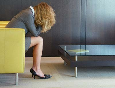 Phản bội chồng, sợ dính bầu với người tình