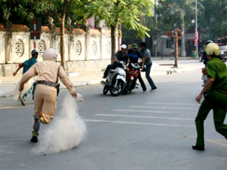 Công an Hà Nội không cần quăng lưới bắt quái xế