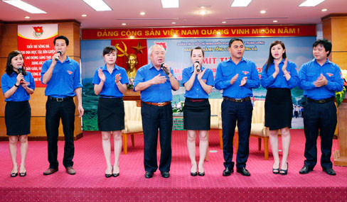 Ký ức tuổi trẻ Sông Đà