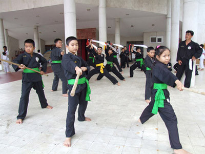 Cho con học ngoại khóa