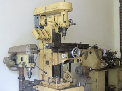 Chân dung vợ chồng chủ lò chế súng lớn nhất đất Cảng