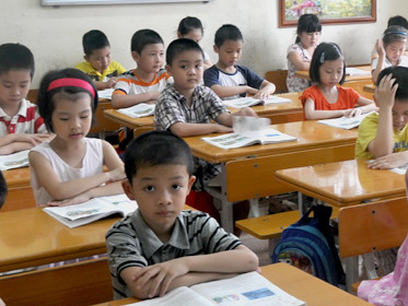 Vào lớp một như... thi hoa hậu