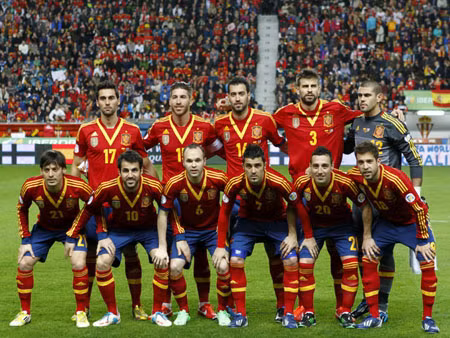 Tuyển Tây Ban Nha thành công cụ kiếm tiền