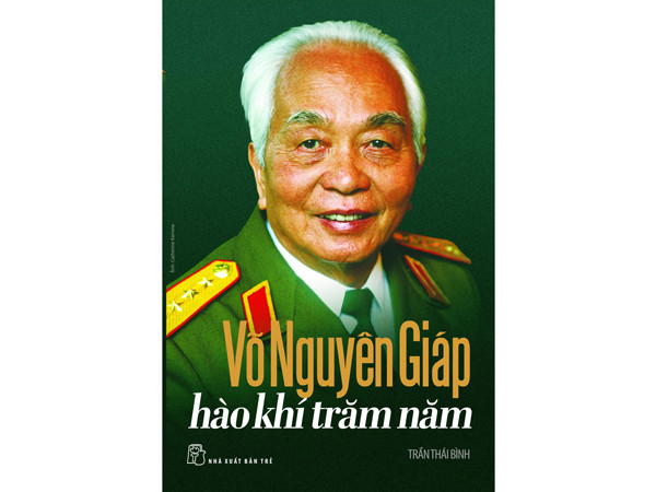 Hai cuốn sách về Đại tướng Võ Nguyên Giáp