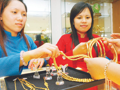 Từ 1-1-2011, vàng trang sức xuất khẩu chịu thuế 10%