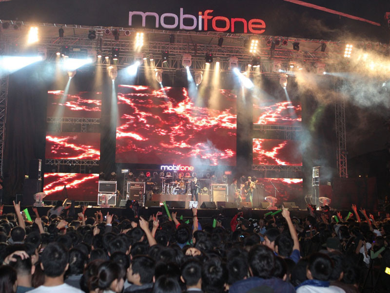 RockStorm 2013 tại Hải Phòng: Tặng số tiền từ thiện gần 200 triệu đồng