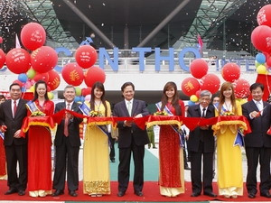 Khánh thành Cảng hàng không quốc tế Cần Thơ