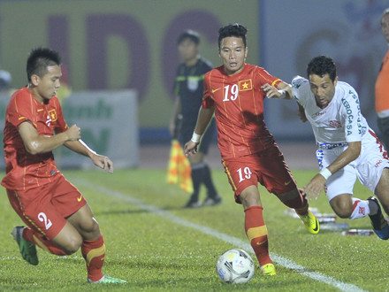 CẬN CẢNH trận hòa bất thường khiến HLV Hoàng Văn Phúc 'rụng' ghế