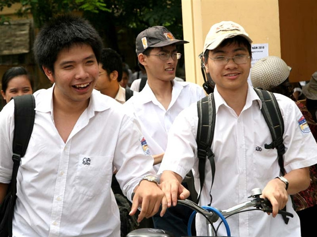 Trên 90% tốt nghiệp : Lãng phí lớn ?