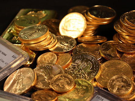 Vàng giảm thêm 350.000 đồng/lượng