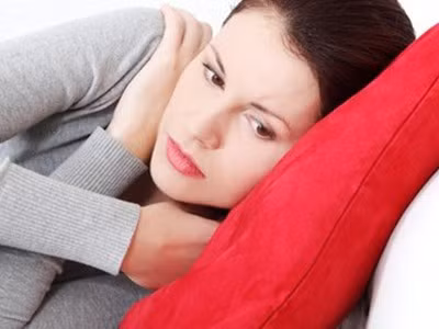 Sức khỏe phụ nữ: Làm gì khi máu chảy bất thường?