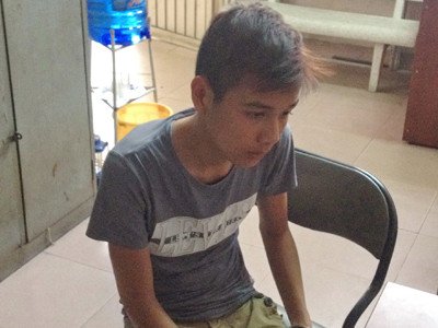 CSGT truy bắt hai tên cướp tuổi teen