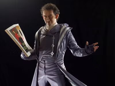 Xem ảo thuật gia Erix Logan trình diễn tuyệt kỹ ở VN