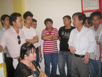 Đào tạo chui, không cấp bằng