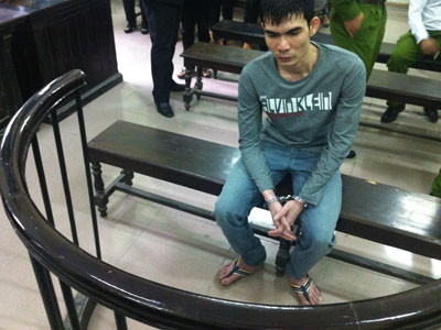 Giết người vì... bị thách bật điều hoà 70 độ