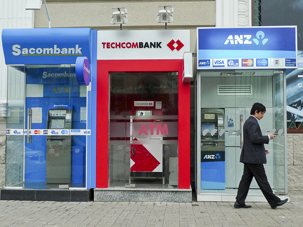 Phải đảm bảo máy ATM vận hành thông suốt dịp Tết