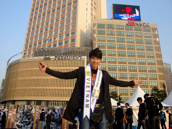 Nam Thành: Học làm người lính cùng Manhunt