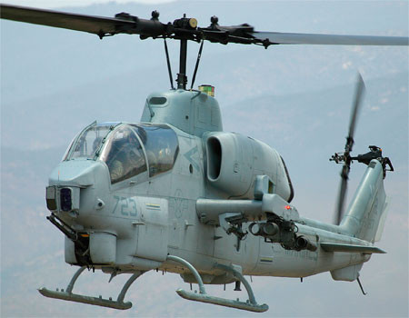 Trực thăng vỡ nát sau khi hạ cánh