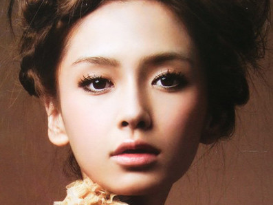 Trang điểm để lung linh như Angelababy