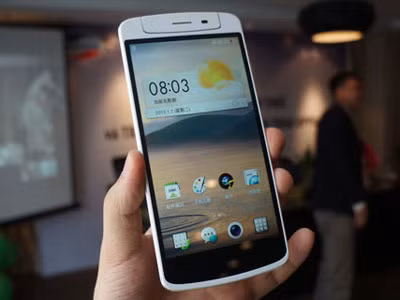 Trên tay OPPO N1 đầu tiên tại Việt Nam