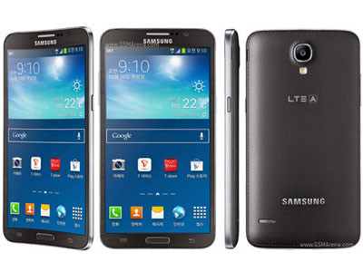 Samsung màn hình cong 'cháy hàng' trên thế giới