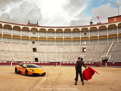 Lamborghini Murcielago hóa thân thành 'bò tót hung hãn'