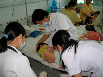 Xem xét công bố dịch bệnh chân tay miệng