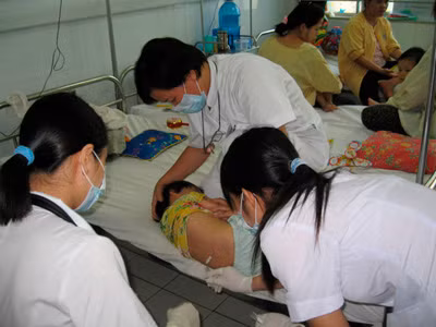 Xem xét công bố dịch bệnh chân tay miệng