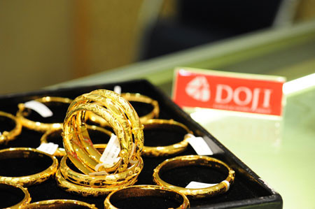 Giá vàng trong nước tăng 250.000 đồng mỗi lượng