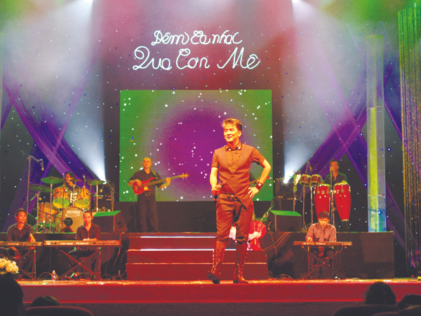 Một tiết mục trong chương trình “Qua cơn mê“