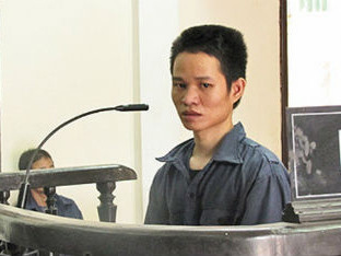 Chồng 'làm bậy' với 3 em họ , vợ đôn đáo lo tiền bồi thường