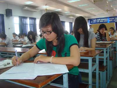 Sẽ đóng cửa các trường đại học yếu kém