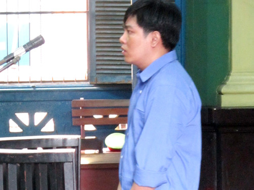 Đâm chết bạn trai đồng nghiệp vì bị vây đánh