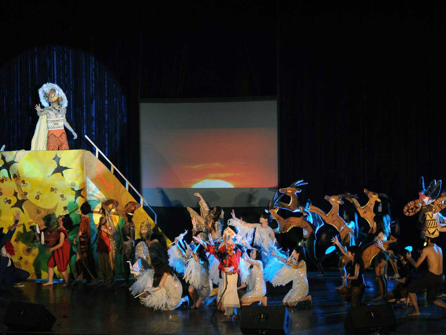 ‘Vua Sư Tử’ tại trường HN - Amsterdam