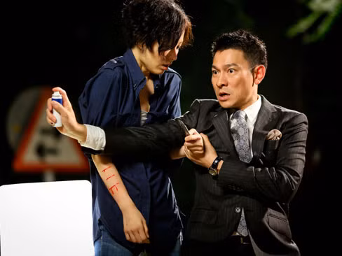 Lưu Đức Hoa bị... mù