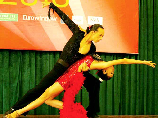 Không chỉ đẹp mà còn tài năng !