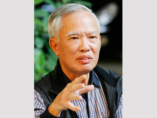 Nguyên Phó Thủ tướng Vũ Khoan. Ảnh: Hồng Vĩnh