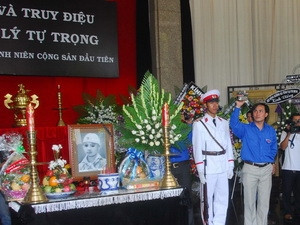 Tổ chức trọng thể lễ an táng hài cốt đồng chí Lý Tự Trọng