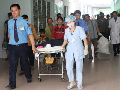 Bệnh nhân đột ngột tử vong sau khi được chích ba mũi thuốc