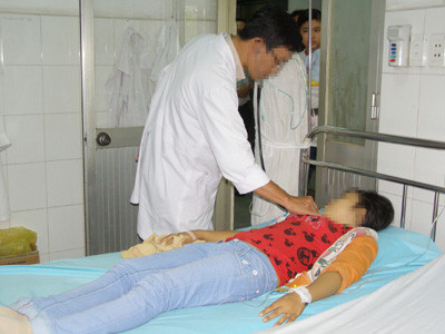 Bi hài khám bệnh cho người khác giới