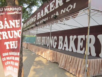 Bánh trung thu cháy hàng