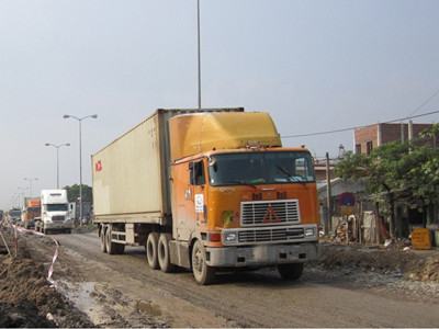 Nạn trộm cắp, “rút ruột” container đang gia tăng khiến các doanh nghiệp vận tải thiệt hại lớn