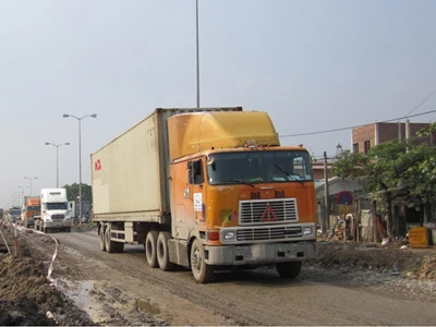 Nạn trộm cắp, “rút ruột” container đang gia tăng khiến các doanh nghiệp vận tải thiệt hại lớn