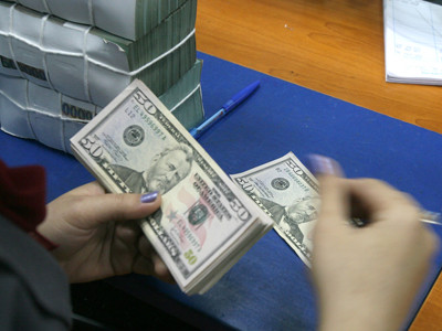 Phá đường dây mua bán 500 triệu USD giả