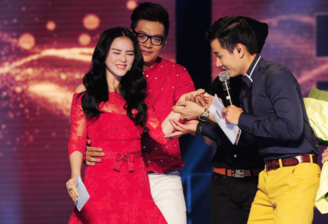 Lý Nhã Kỳ muốn mua nam MC Fashion Star