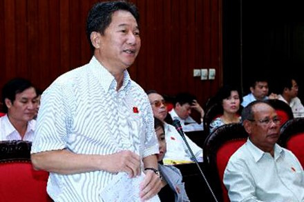 Phải coi tham nhũng như tội phản quốc