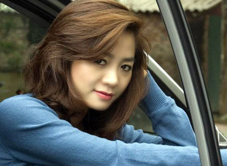 Bạn gái Văn Quyến bác tin đồn cưới xin