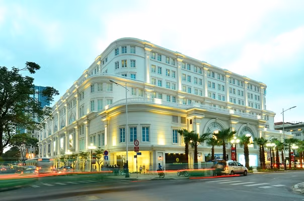 Vingroup bán Vincom Center A giá 470 triệu USD