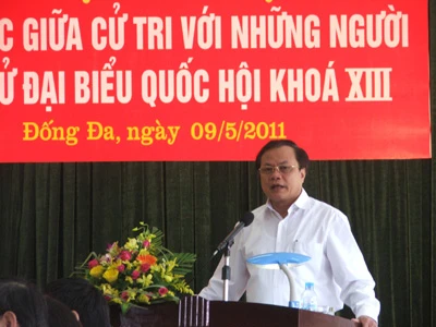 Mong nhìn thấy hành động hơn lời hứa